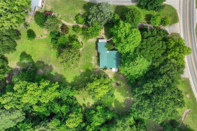 211 Fm 224 Road, Coldspring, TX 77331