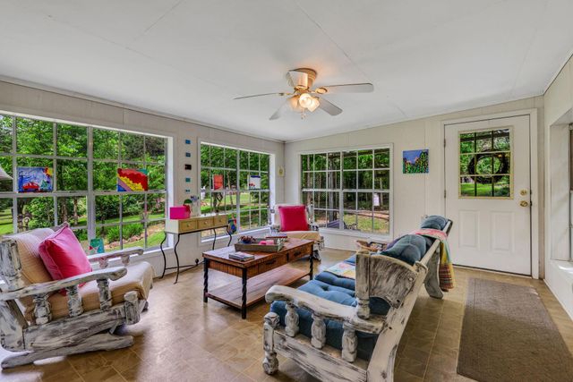 211 Fm 224 Road, Coldspring, TX 77331