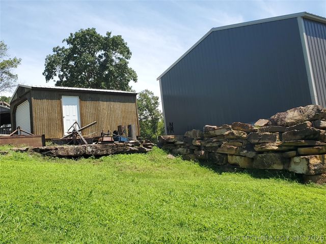 226 S Ridge Road, Crowder, OK 74430