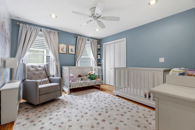 760-762 E 5th St 2, Boston, MA 02127