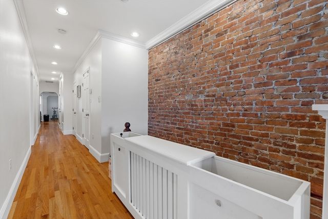 760-762 E 5th St 2, Boston, MA 02127
