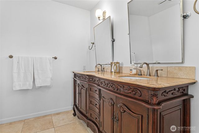 5563 Haida Way, Blaine, WA 98230