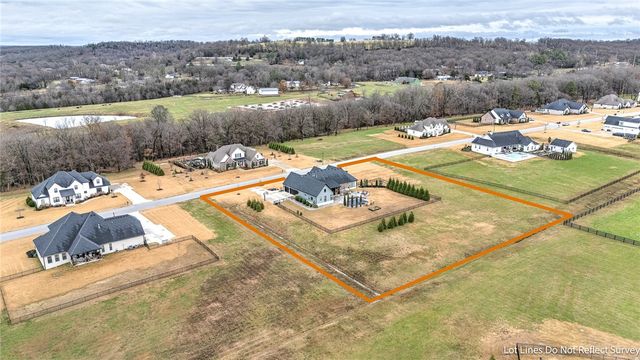 1089 River Hollow Road, Fayetteville, AR 72703