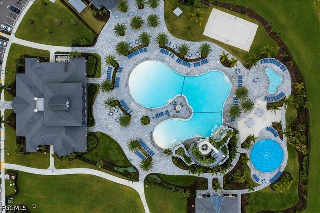 19553 The Place BLVD, Estero, FL 33928