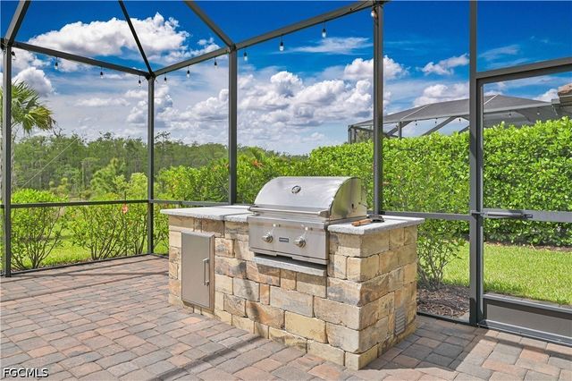 19553 The Place BLVD, Estero, FL 33928