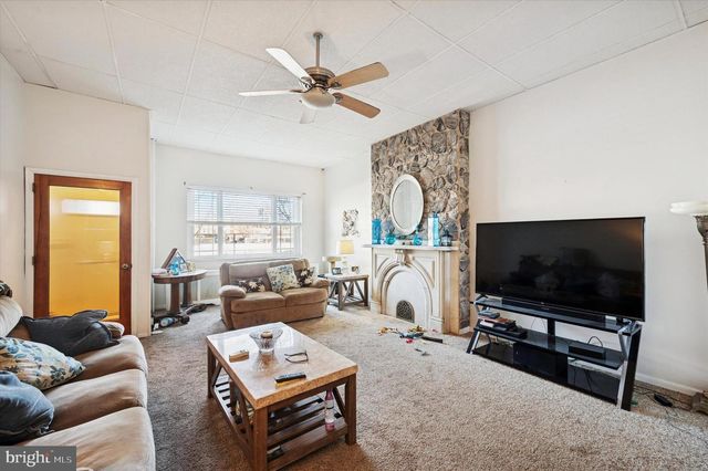 1226 S 10TH ST, Philadelphia, PA 19147