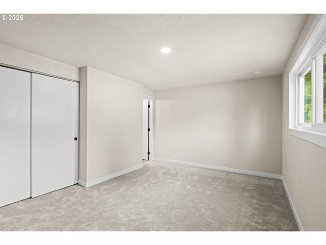 10249 N TYLER Ave, Portland, OR 97203