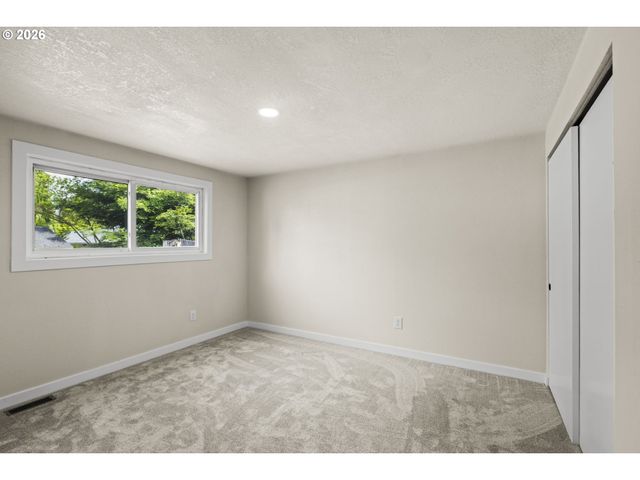 10249 N TYLER Ave, Portland, OR 97203