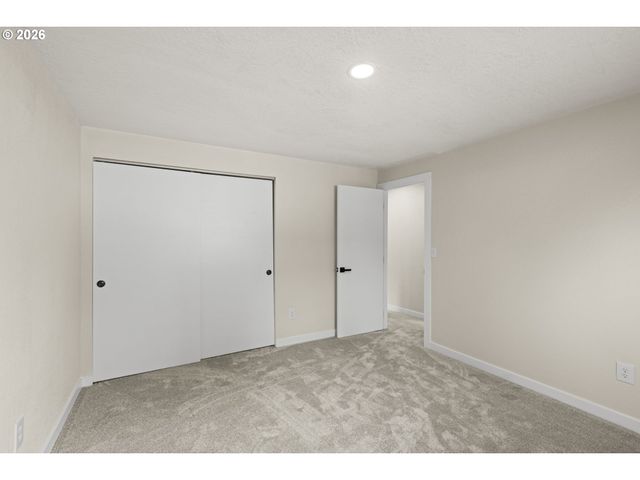10249 N TYLER Ave, Portland, OR 97203