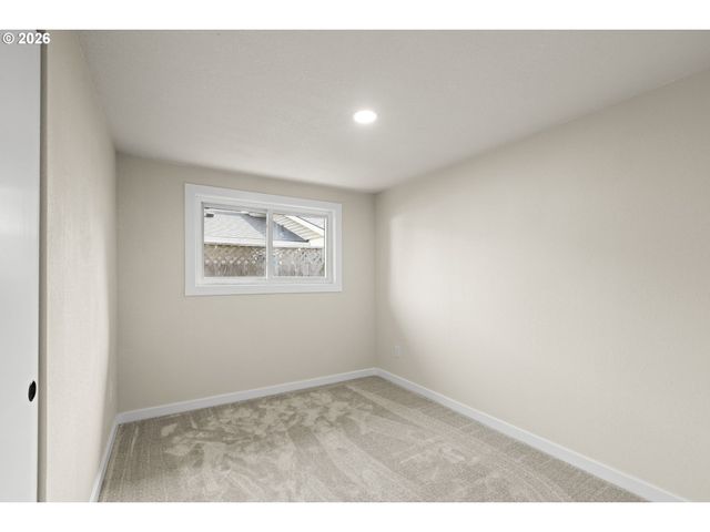 10249 N TYLER Ave, Portland, OR 97203