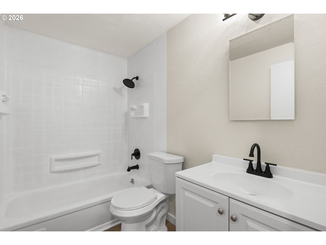 10249 N TYLER Ave, Portland, OR 97203