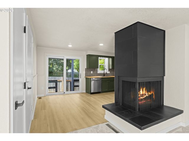 10249 N TYLER Ave, Portland, OR 97203