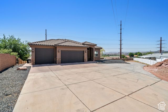2752 E 50 S, St. George, UT 84790