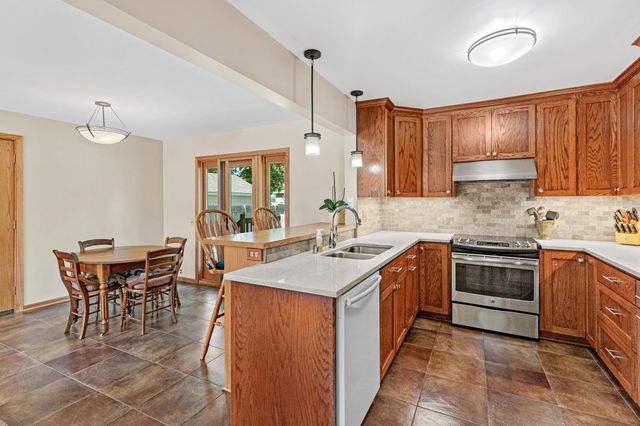 7214 Knox Avenue S, Richfield, MN 55423