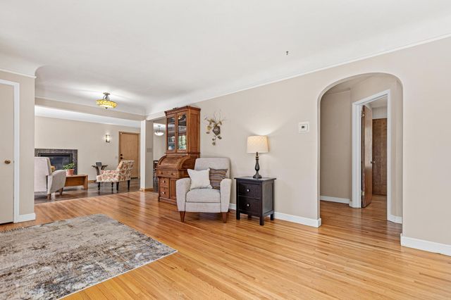 7214 Knox Avenue S, Richfield, MN 55423