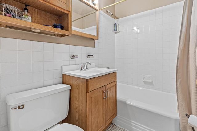 7214 Knox Avenue S, Richfield, MN 55423