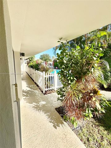 1601 SE 15 1B, Fort Lauderdale, FL 33316