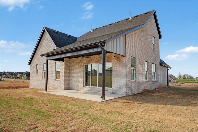 6705 High Meadow Boulevard, Bentonville, AR 72713