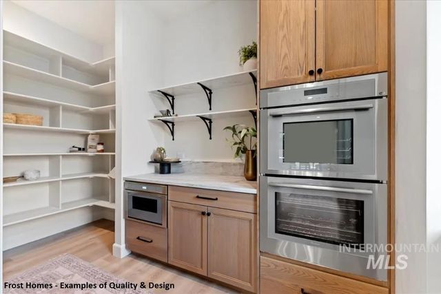 6266 Chateau Pl, Star, ID 83669