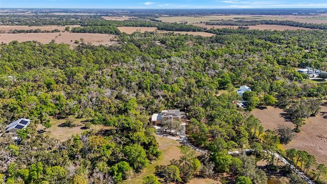 95 VIC EDWARDS ROAD, Sarasota, FL 34240