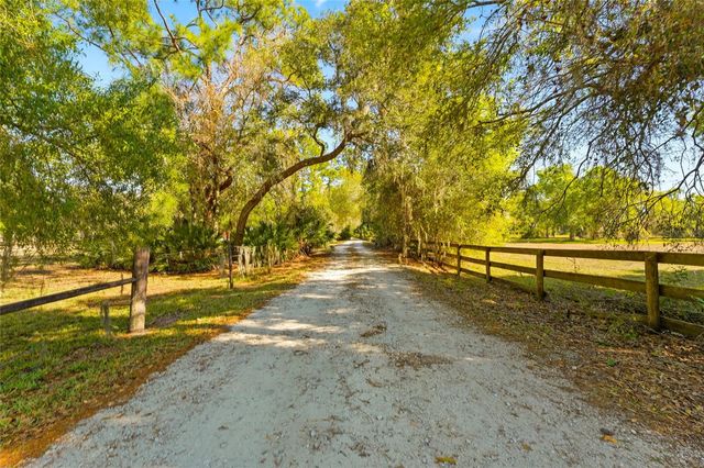 95 VIC EDWARDS ROAD, Sarasota, FL 34240