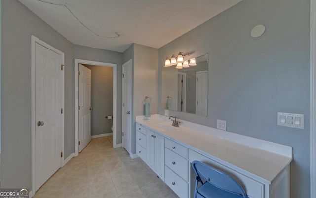 36 Bio Lane, Hartwell, GA 30643