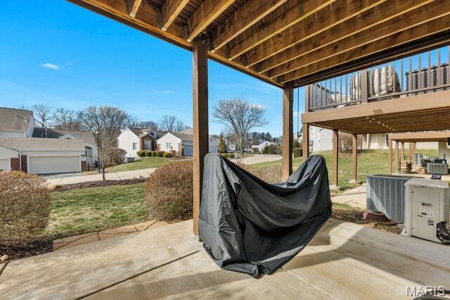 1738 Highview Circle Court, Ballwin, MO 63021