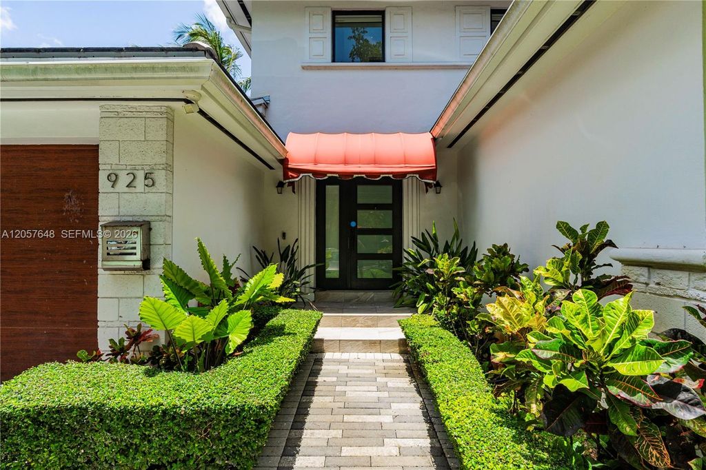 925 Algaringo Avenue, Coral Gables, FL 33134