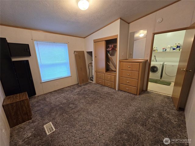 1531 W Ford Road, Matlock, WA 98560