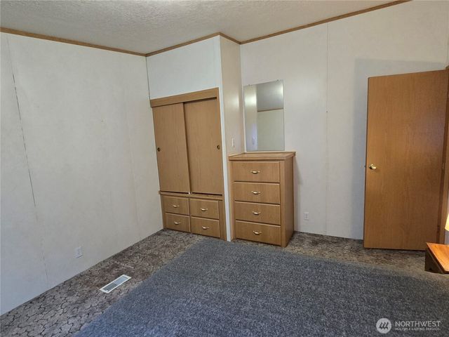 1531 W Ford Road, Matlock, WA 98560