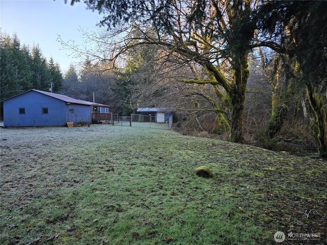 1531 W Ford Road, Matlock, WA 98560