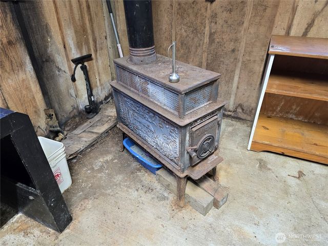 1531 W Ford Road, Matlock, WA 98560