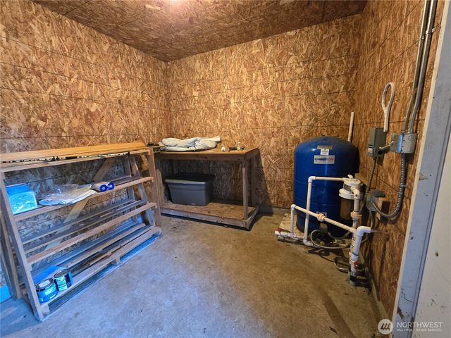 1531 W Ford Road, Matlock, WA 98560