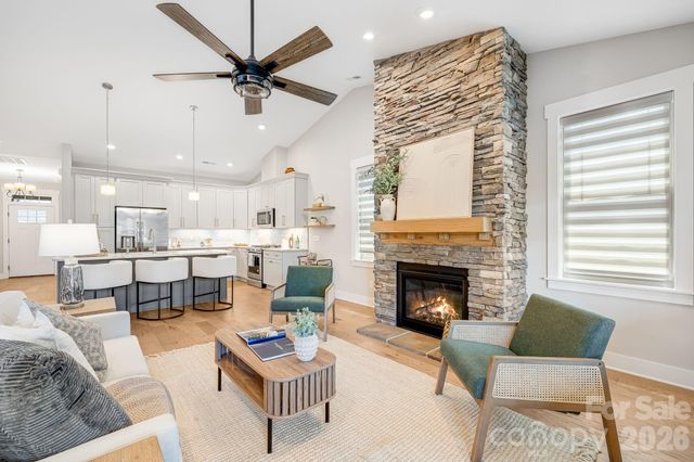 158 Waightstill Drive, Arden, NC 28704