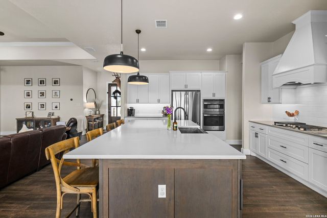 1422 Ledgebrook St., Spring Branch, TX 78070