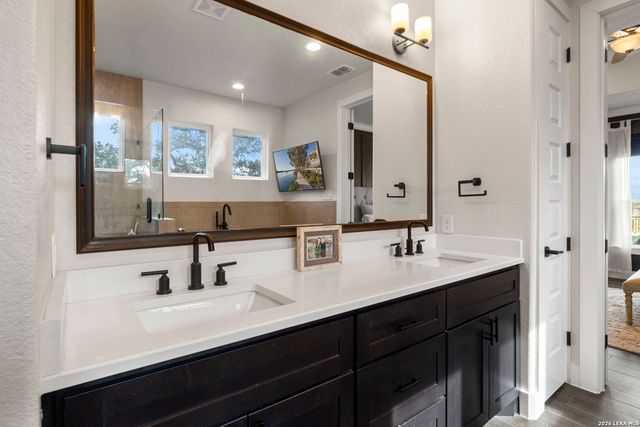 1422 Ledgebrook St., Spring Branch, TX 78070