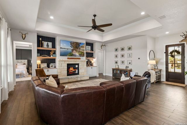 1422 Ledgebrook St., Spring Branch, TX 78070