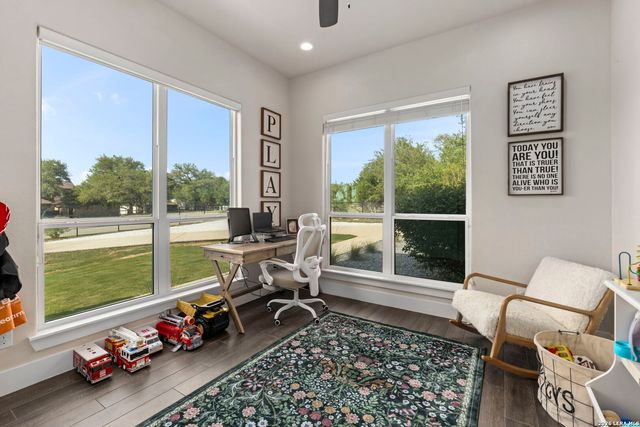 1422 Ledgebrook St., Spring Branch, TX 78070