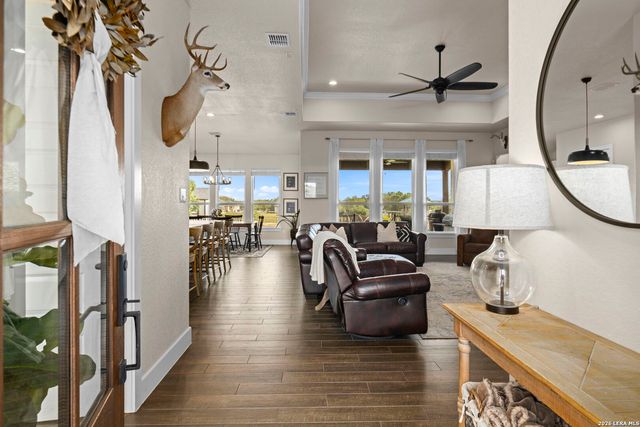 1422 Ledgebrook St., Spring Branch, TX 78070