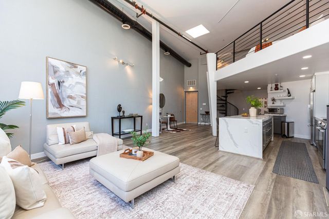 346 1st Street 305, San Francisco, CA 94105