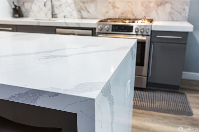 346 1st Street 305, San Francisco, CA 94105