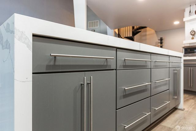 346 1st Street 305, San Francisco, CA 94105