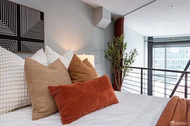 346 1st Street 305, San Francisco, CA 94105