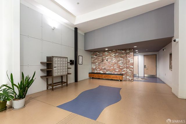 346 1st Street 305, San Francisco, CA 94105