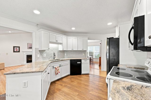 137 Winsford Circle, West End, NC 27376