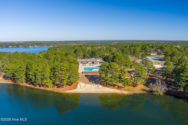 137 Winsford Circle, West End, NC 27376