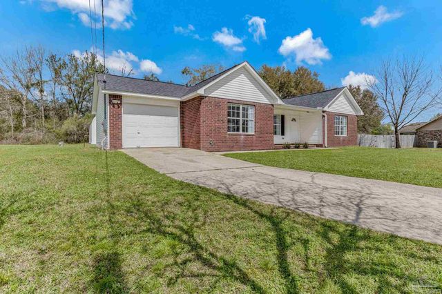 902 Heathrow Dr, Cantonment, FL 32533