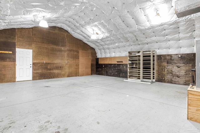 902 Heathrow Dr, Cantonment, FL 32533