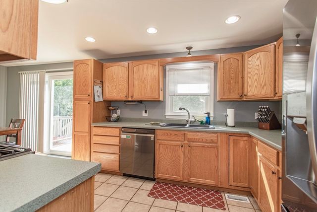 37 Forest Trail, East Bridgewater, MA 02333