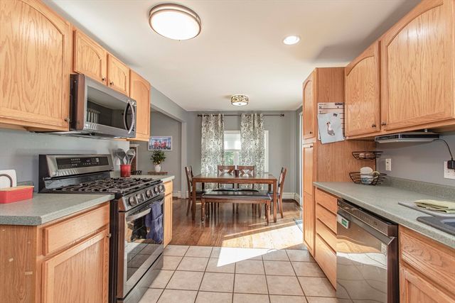 37 Forest Trail, East Bridgewater, MA 02333